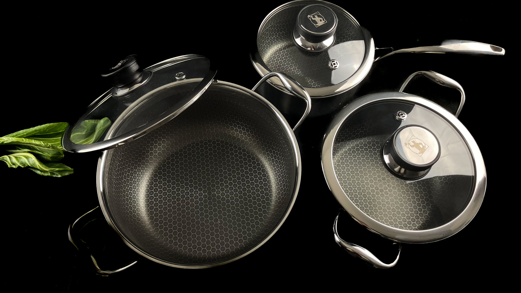 Fusion Non-stick Set med 3 Grytor + 1 st. 24 cm Stekpanna
